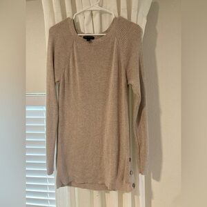 BANA REPUBLIC Women's Beige Sweater Size M